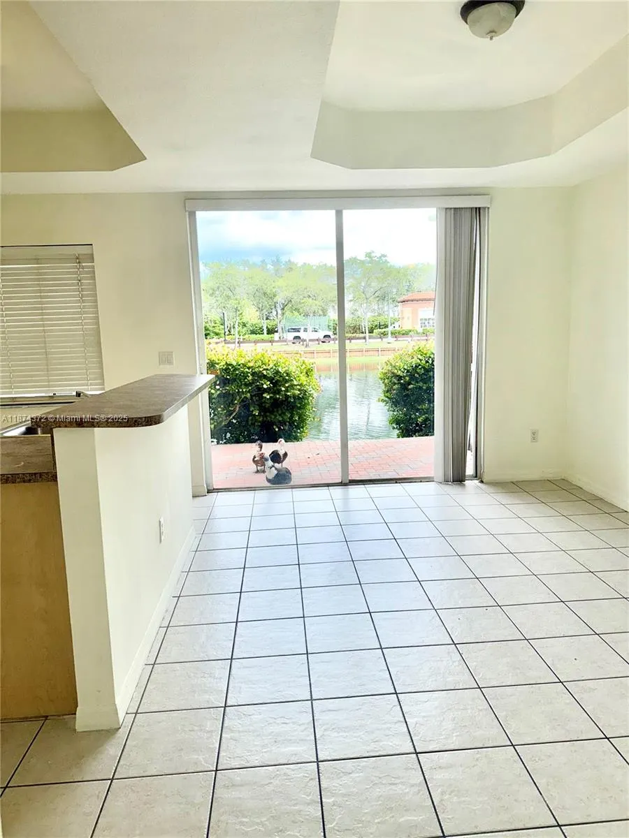 2161 Anchor Ct, #2002