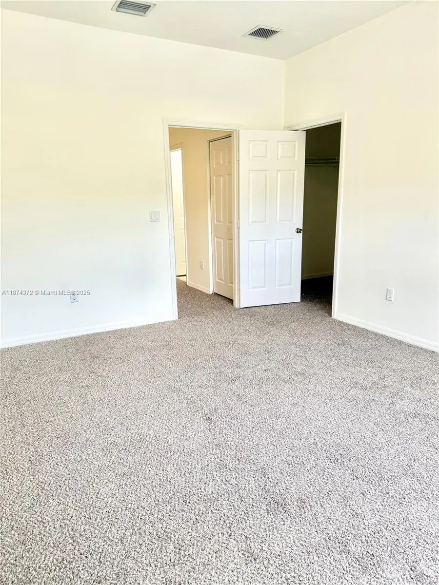 2161 Anchor Ct, #2002