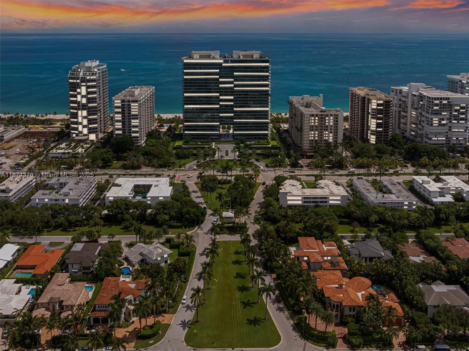 10203 Collins Ave, #1105