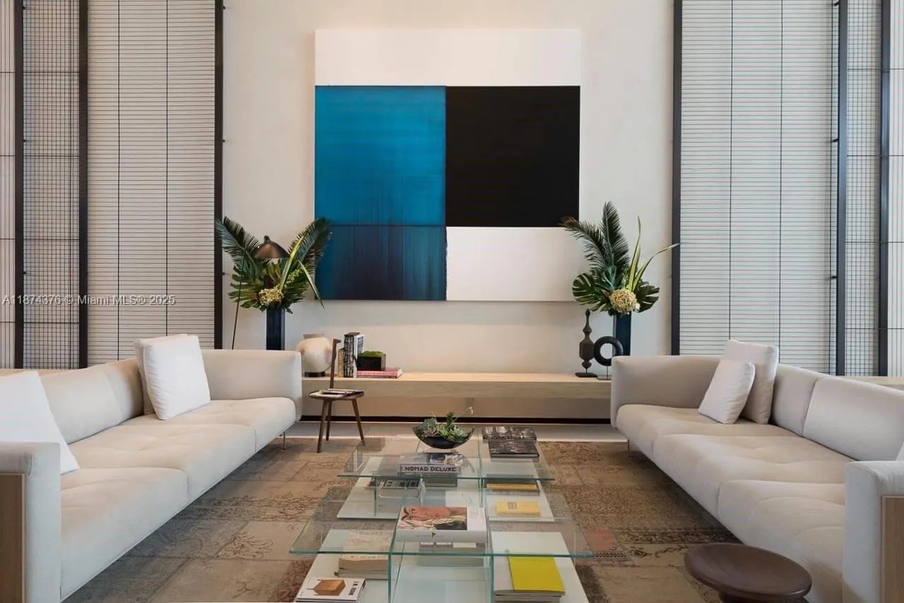 10203 Collins Ave, #1105