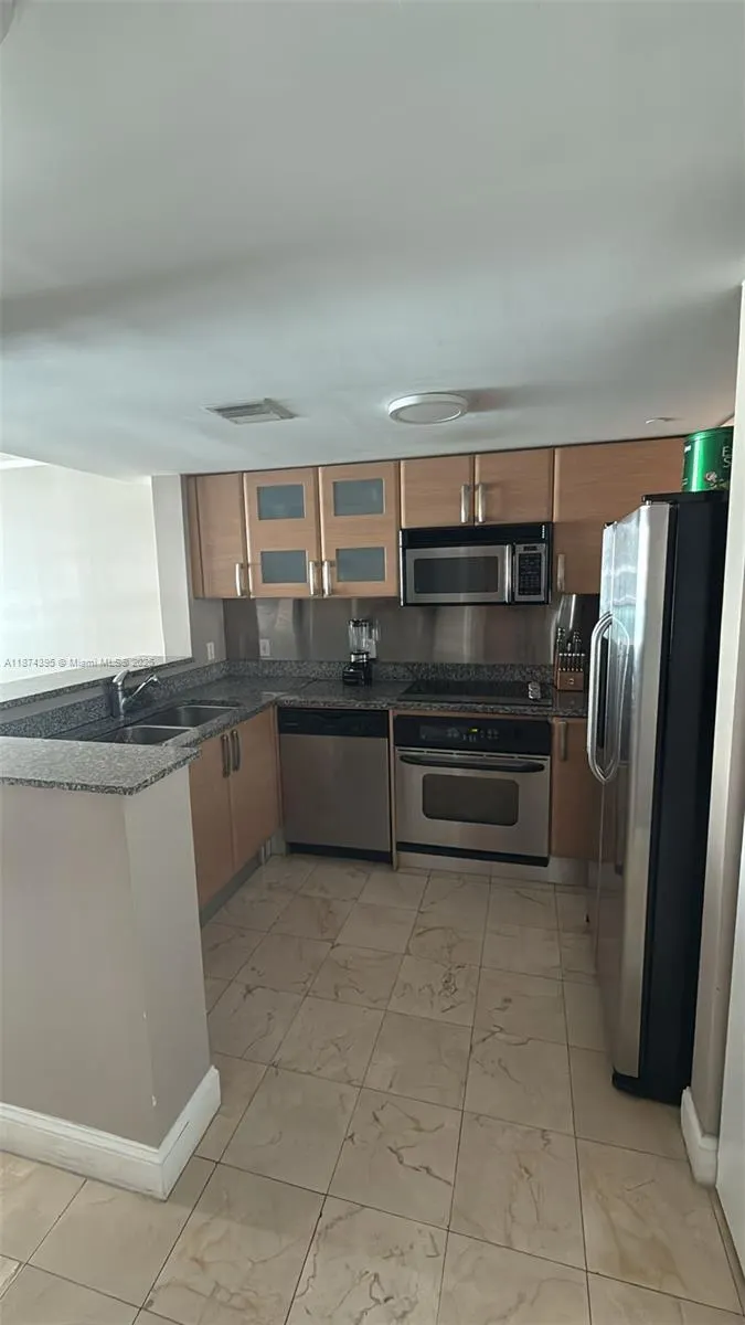 2101 Brickell Ave, #508
