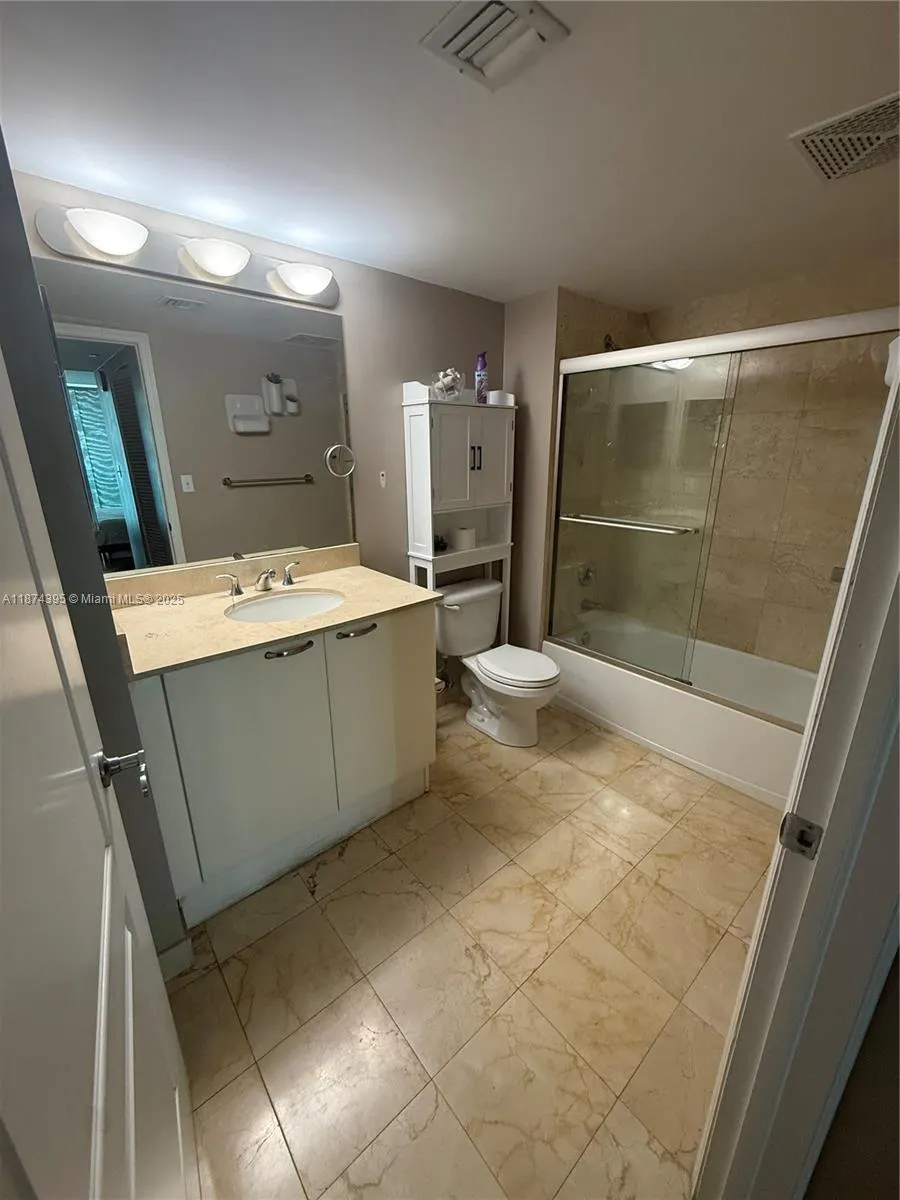 2101 Brickell Ave, #508