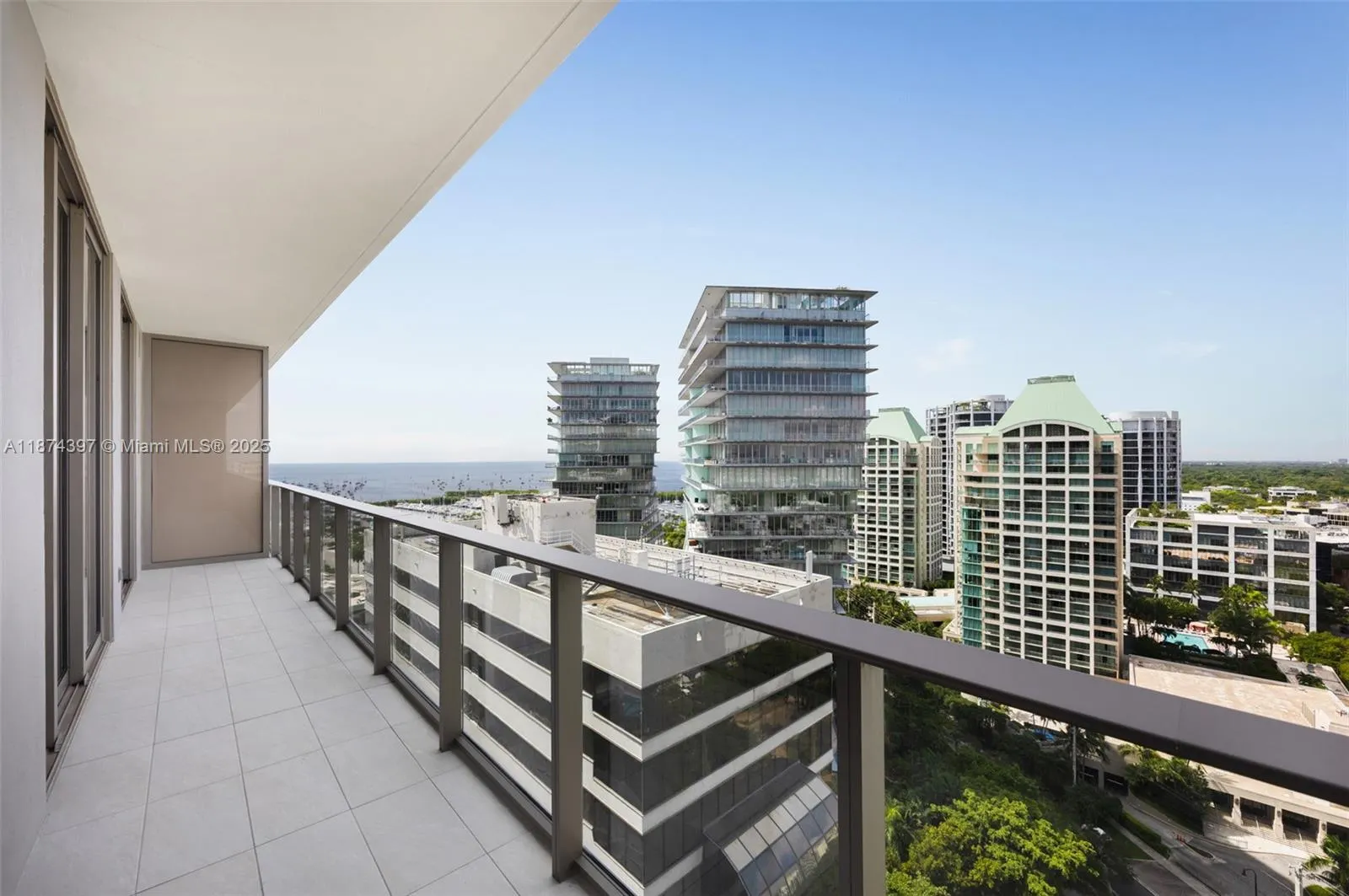 2678 Tigertail Ave, #1805