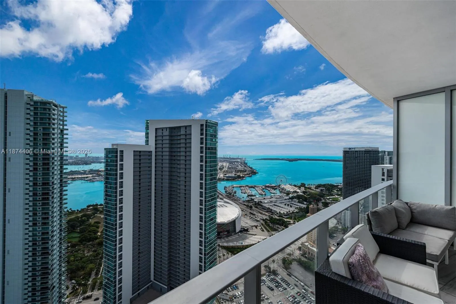 851 NE 1st Ave, #4603