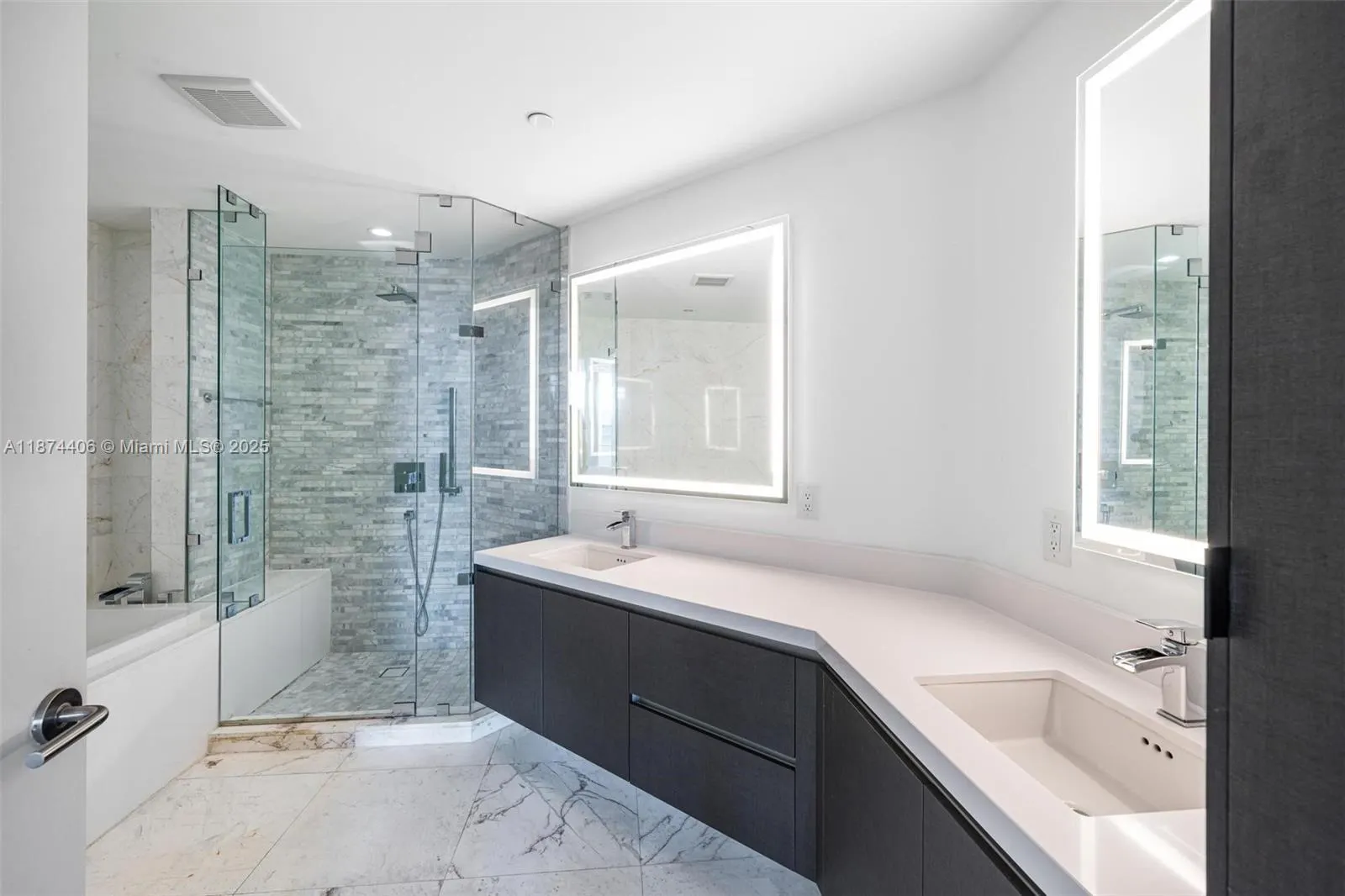 851 NE 1st Ave, #4603