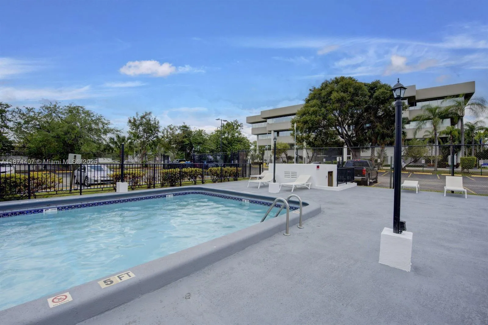 16450 NW 2nd Ave, #212
