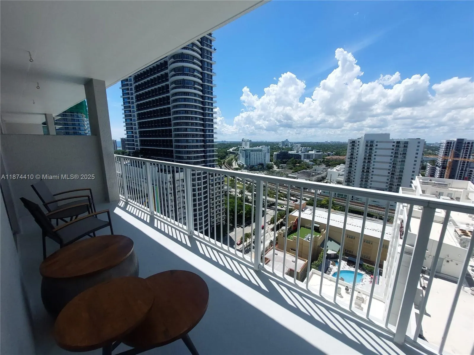1250 S Miami Ave, #2011
