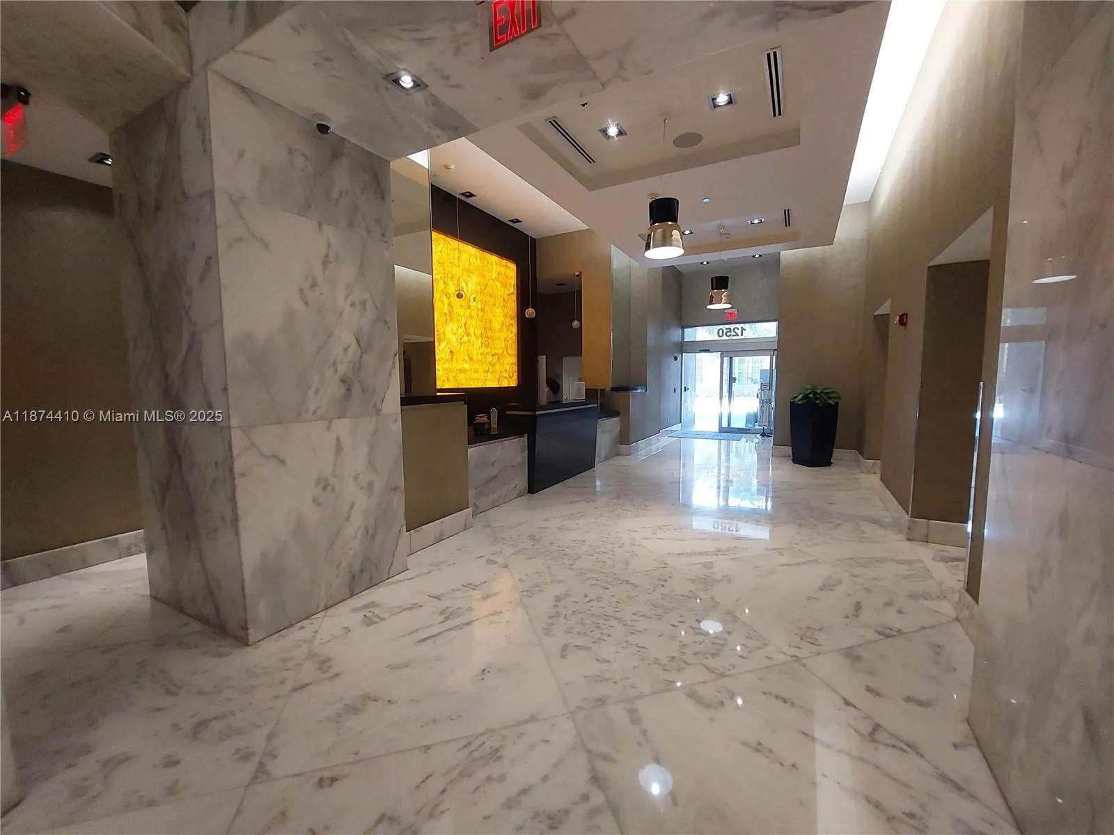 1250 S Miami Ave, #2011
