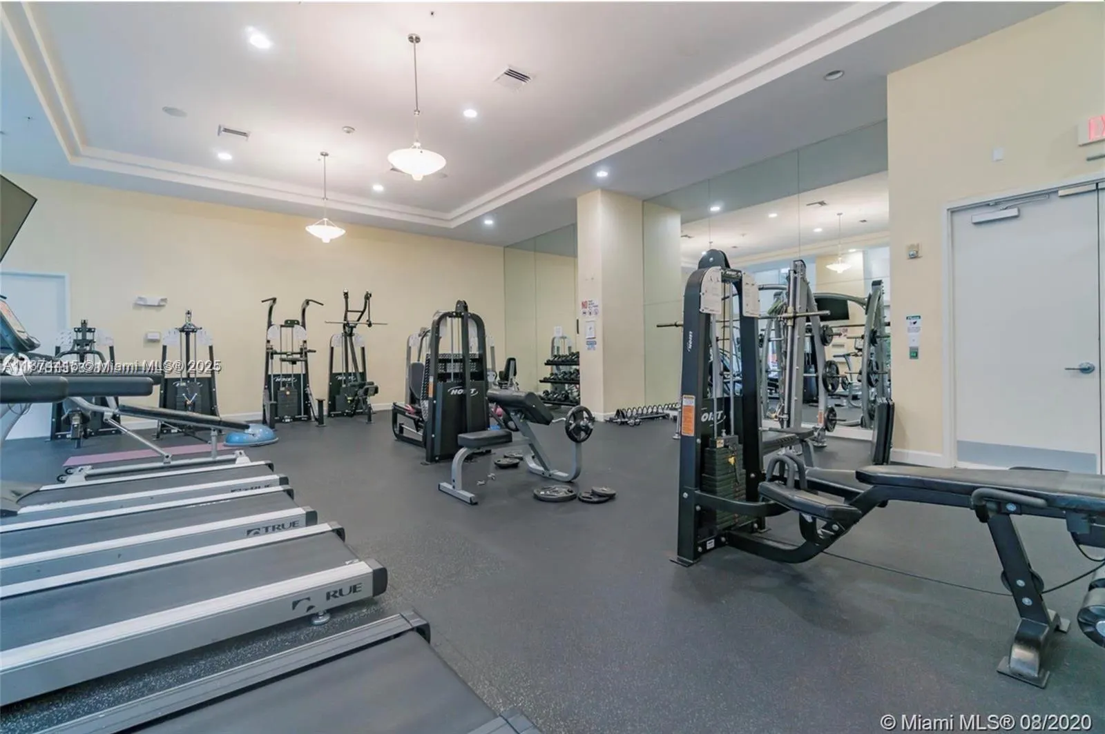18800 NE 29th Ave, #328