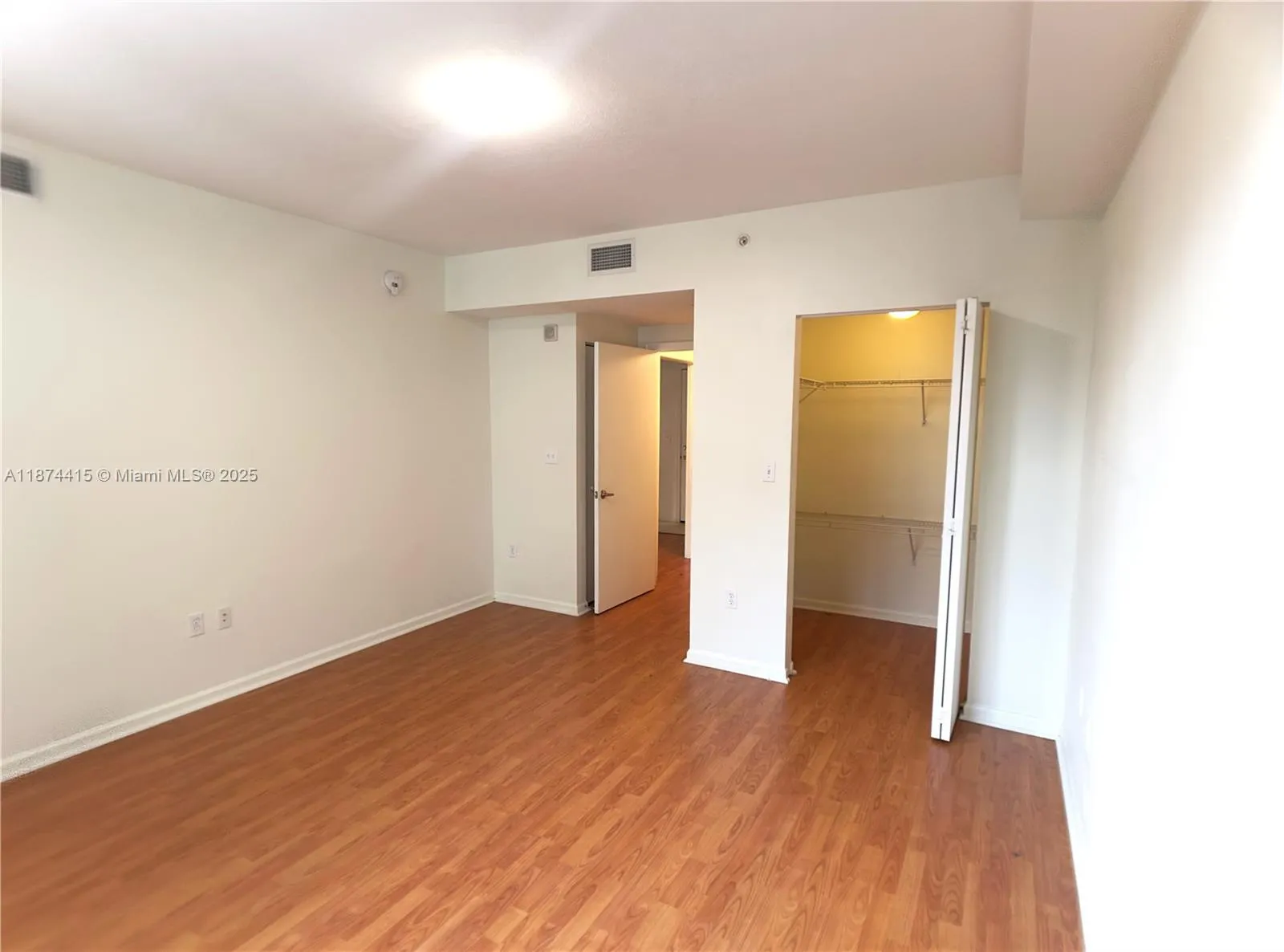 18800 NE 29th Ave, #328