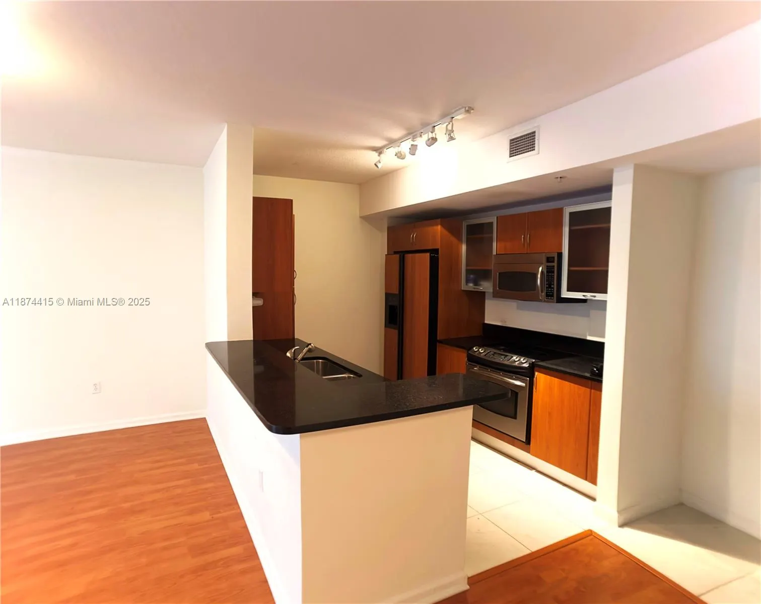 18800 NE 29th Ave, #328