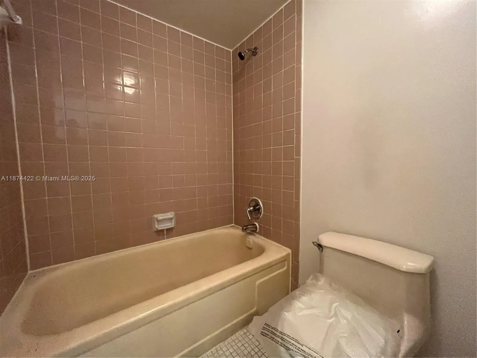 4354 NW 9th Ave, #13-3C