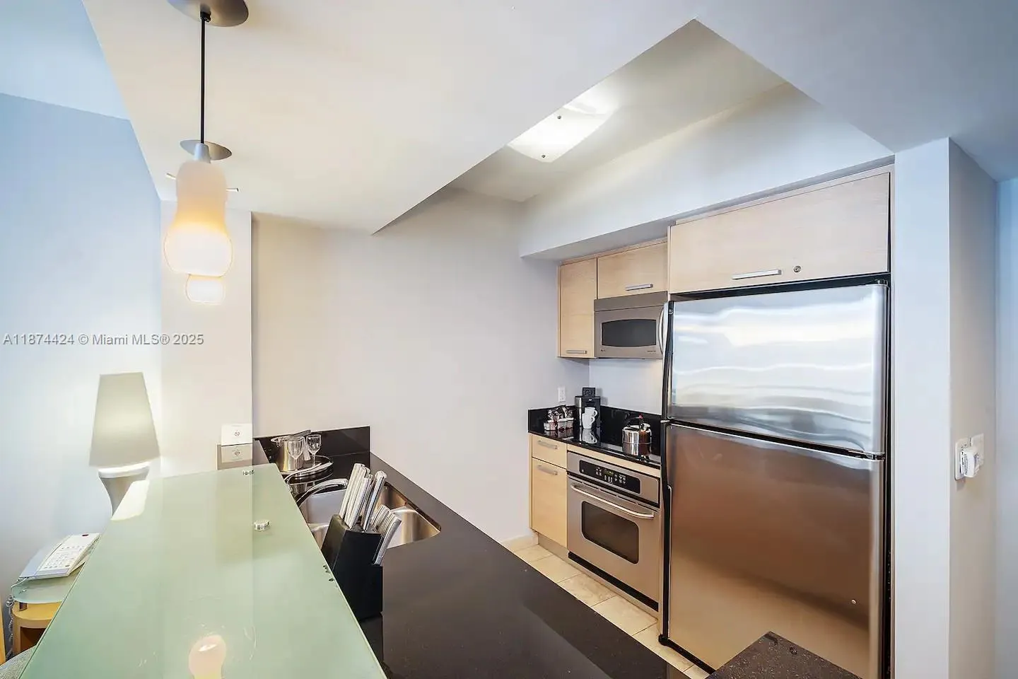 18683 Collins Ave, #1609