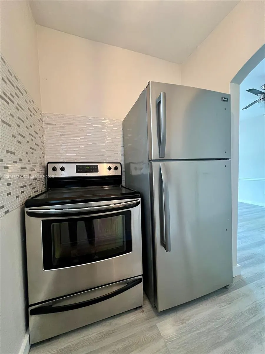 150 NE 59th St