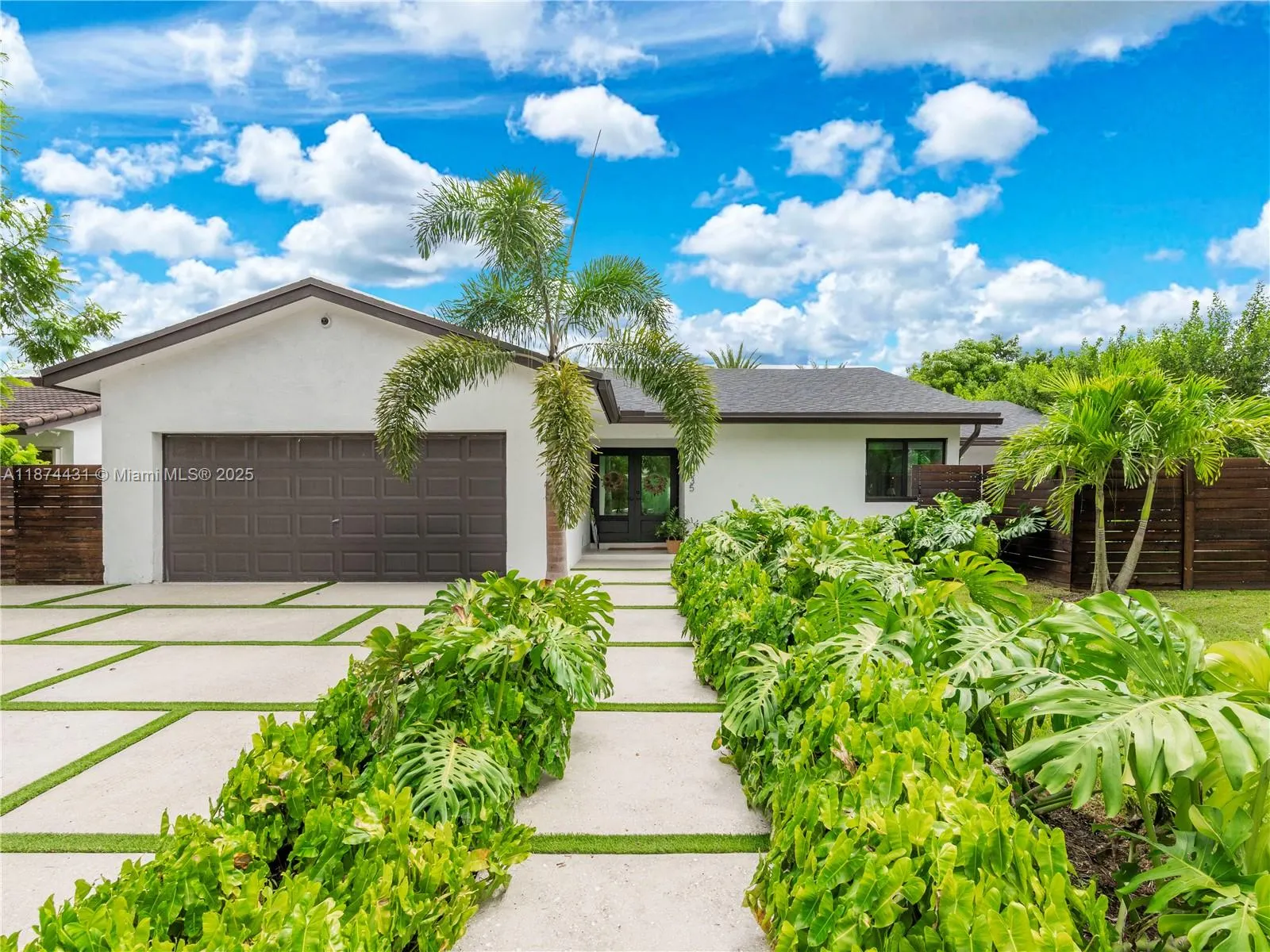 10635 SW 130th Ave
