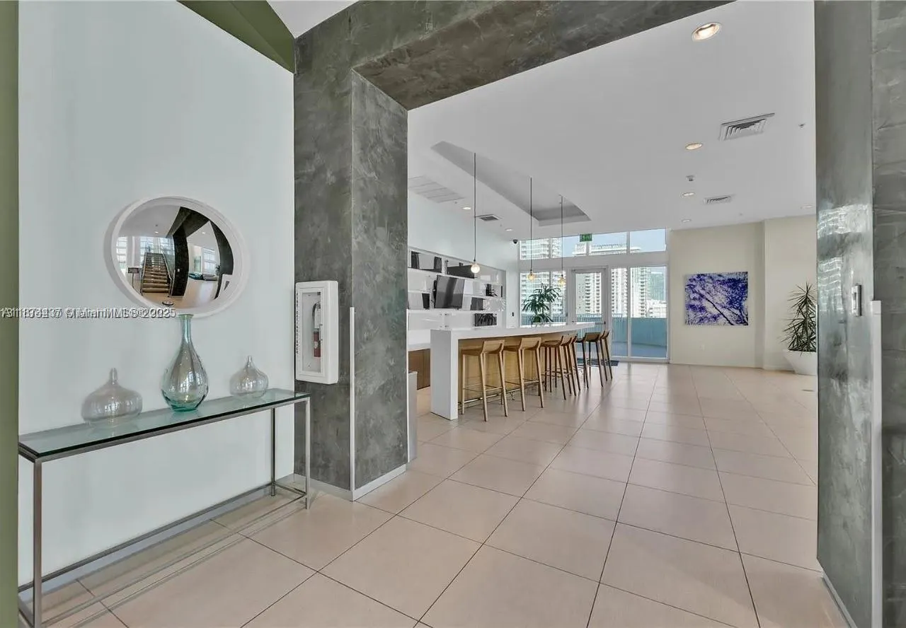 1900 N Bayshore Dr, #3507