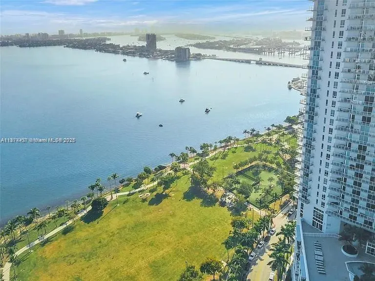 1900 N Bayshore Dr, #3507