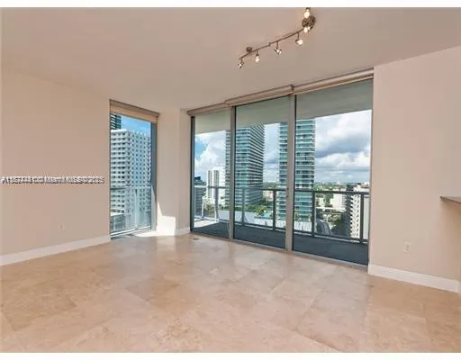 1050 Brickell Ave, #1514