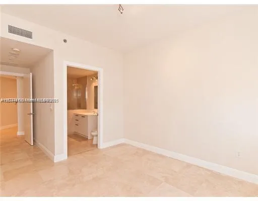 1050 Brickell Ave, #1514