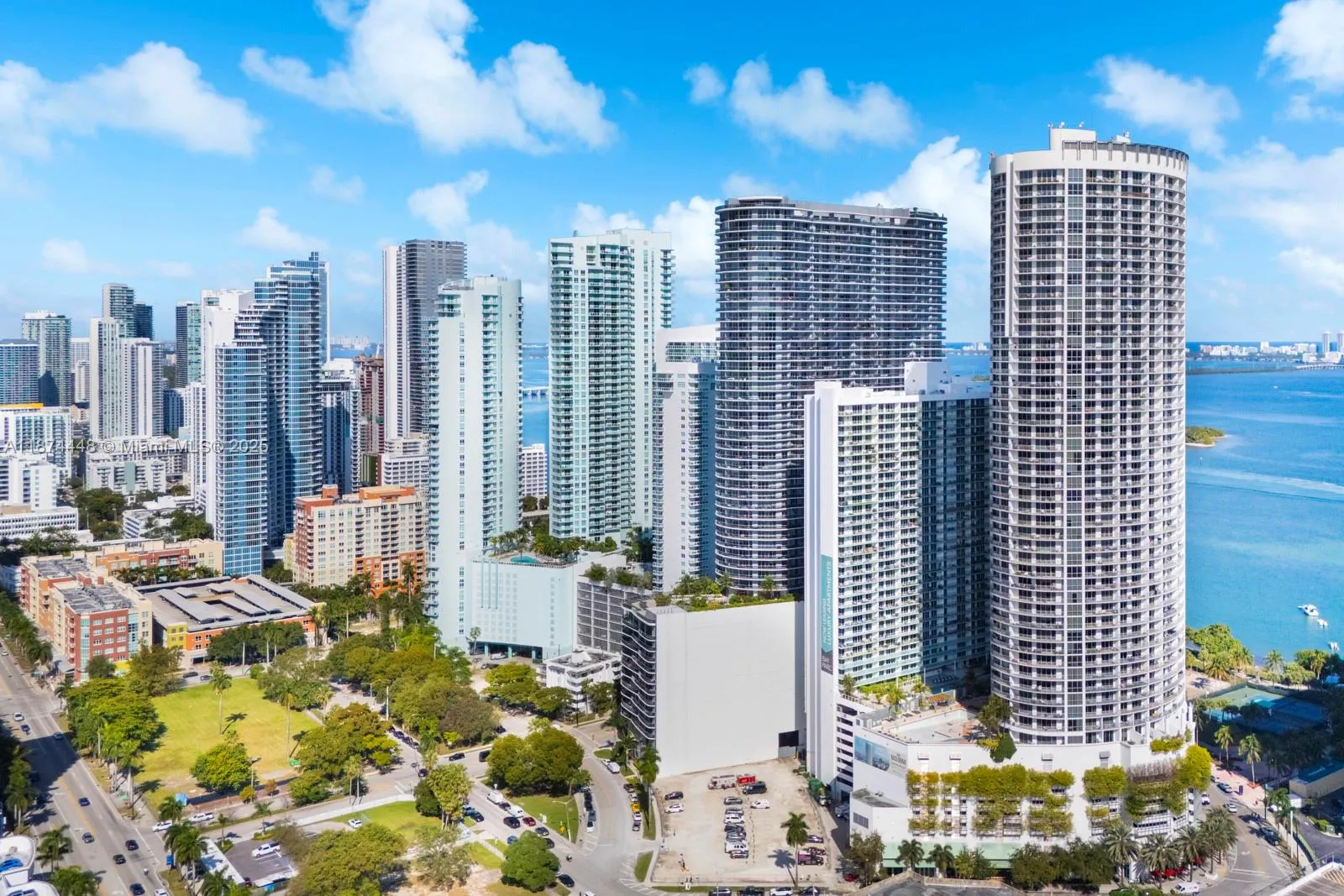 1750 N Bayshore Dr, #4109