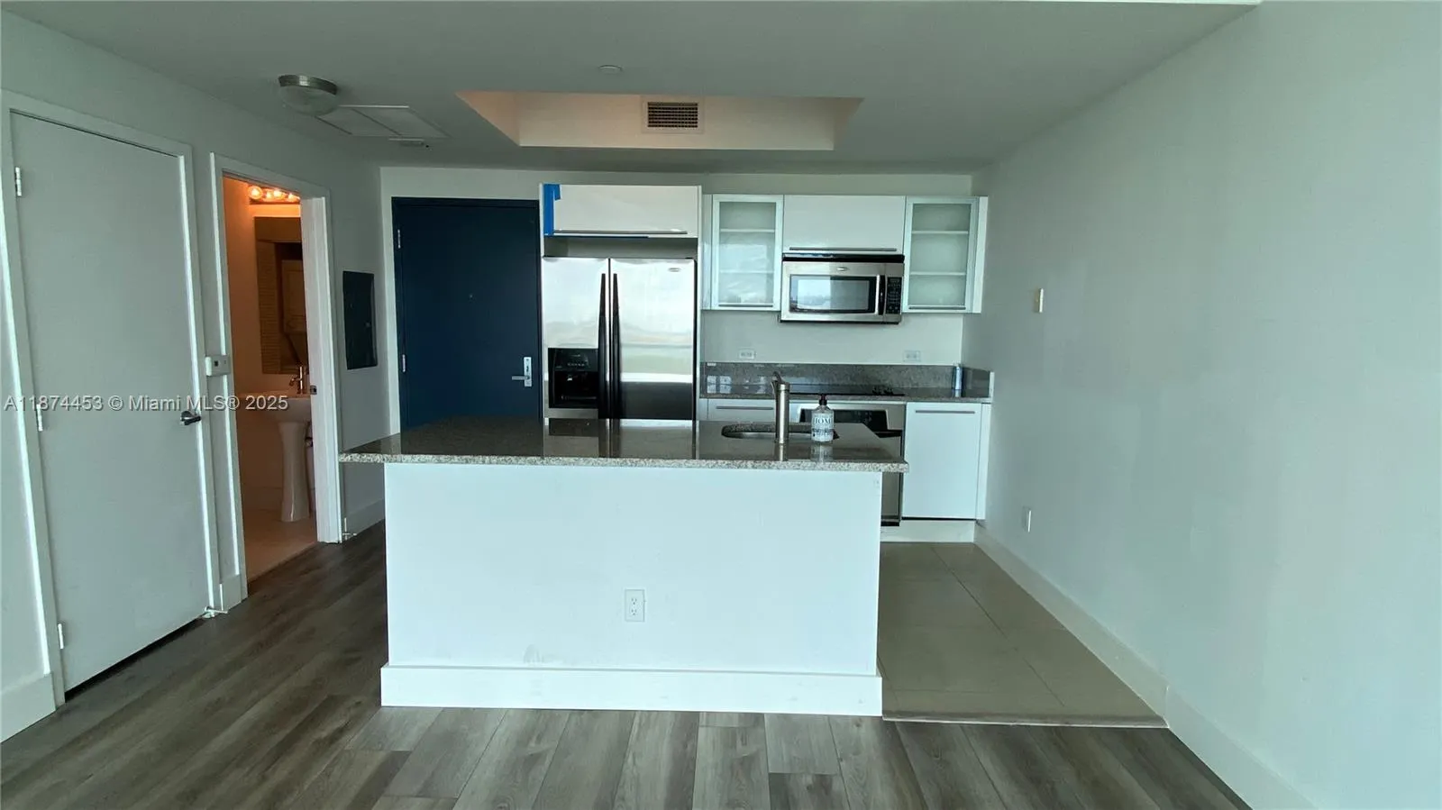 888 Biscayne Blvd, #911