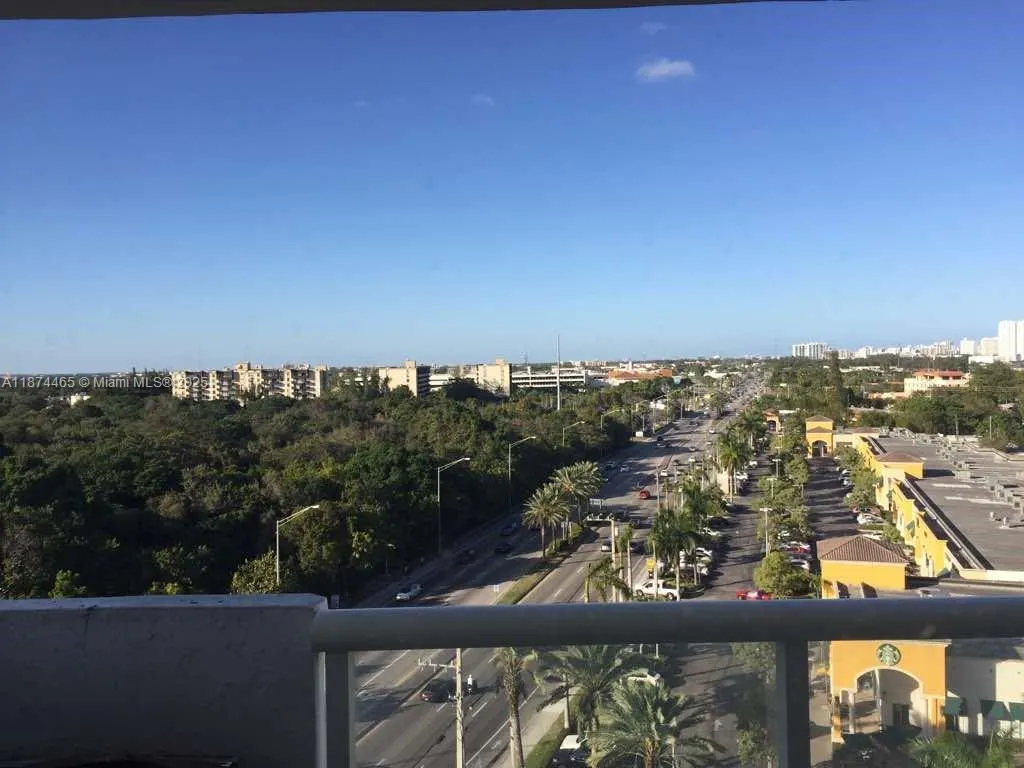 13499 Biscayne Blvd, #811