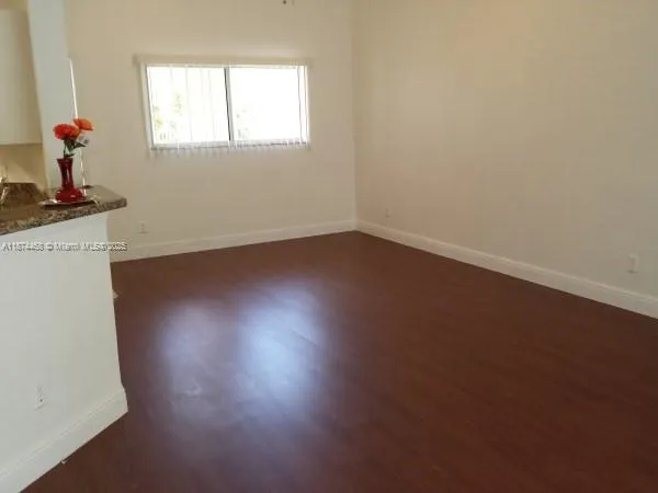 3457 NW 44th St, #204