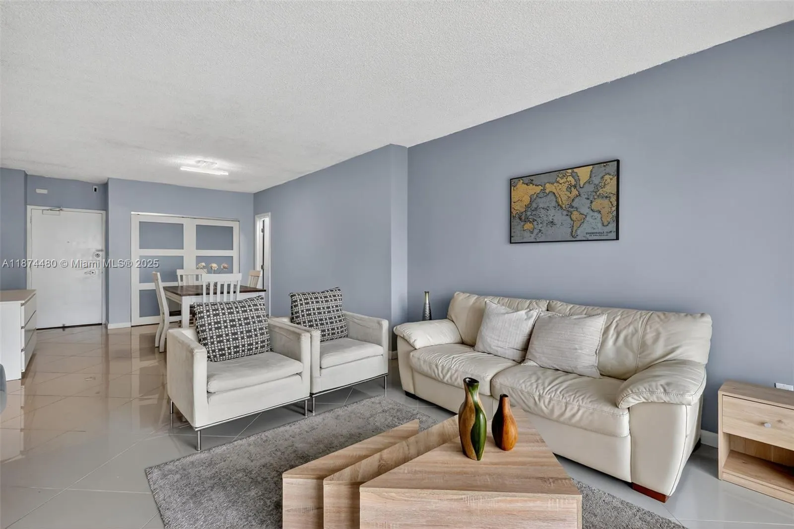 300 Bayview Dr, #1009