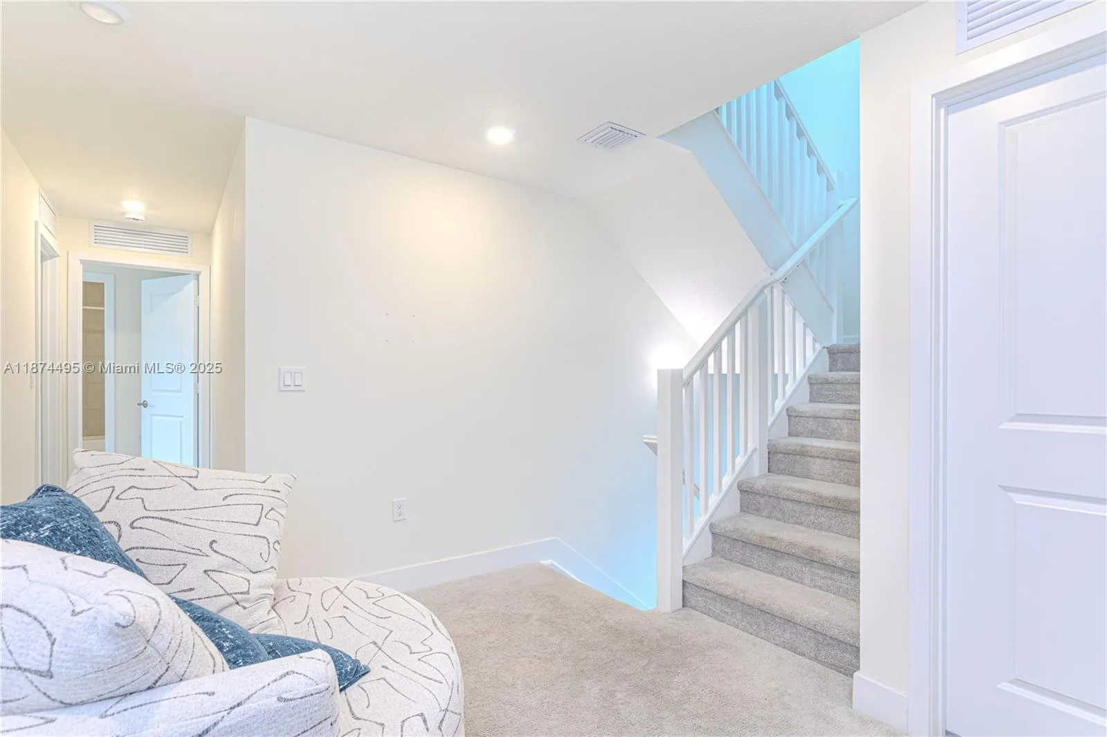 4260 NW 82nd Ave