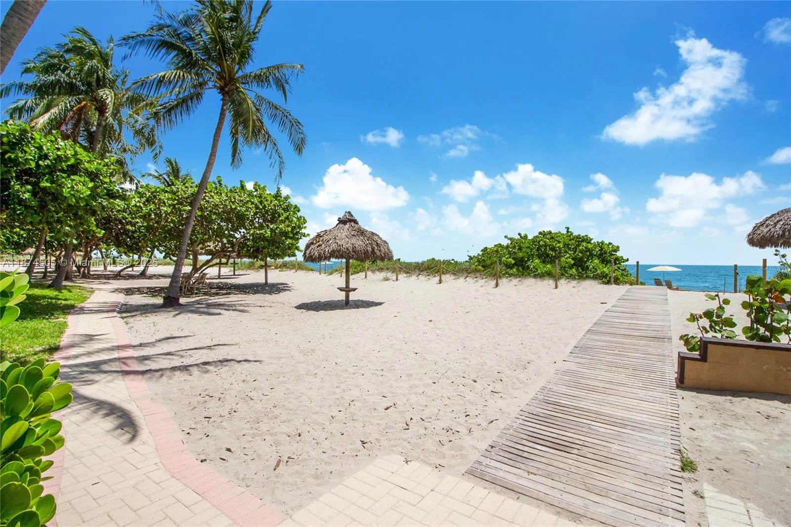 1111 Crandon Blvd, #B606