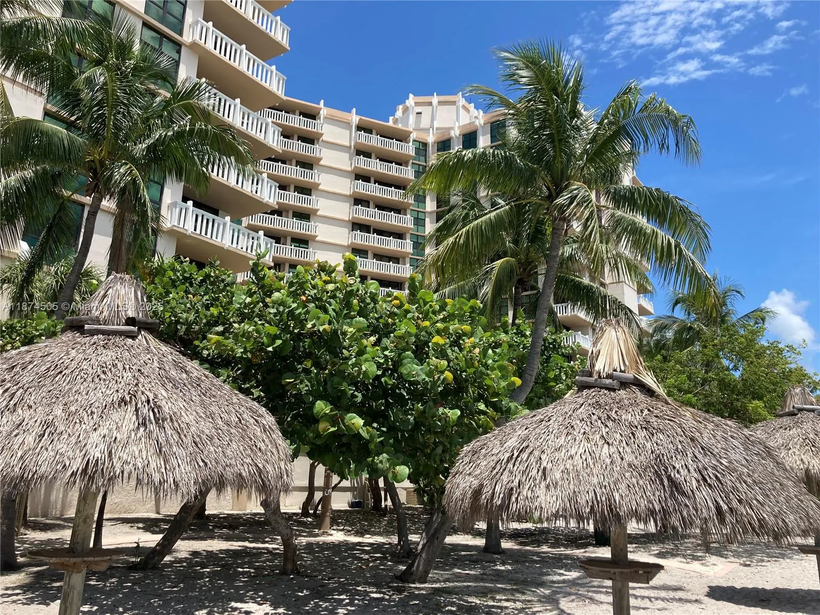 1111 Crandon Blvd, #B606