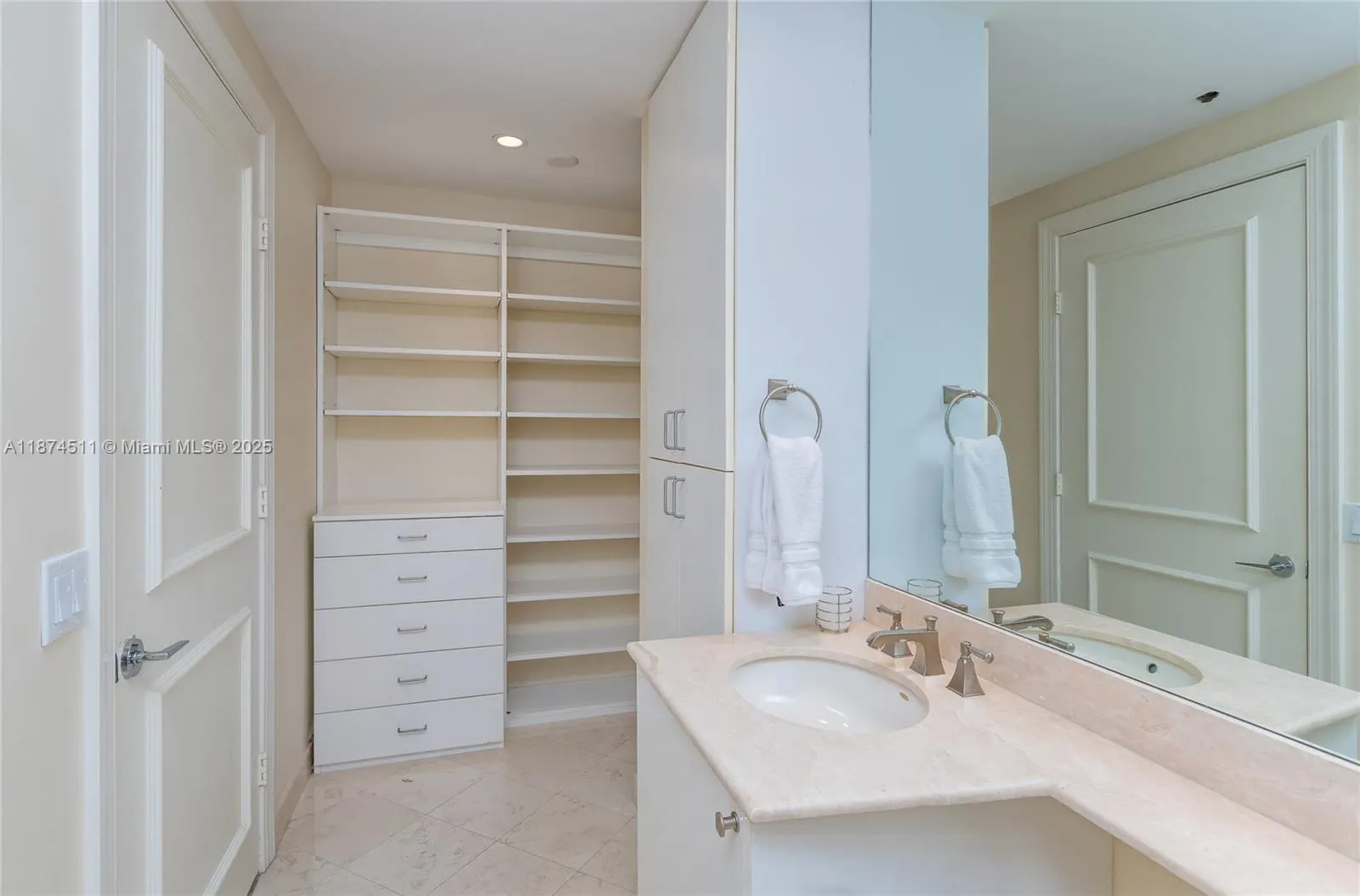 785 Crandon Blvd, #603