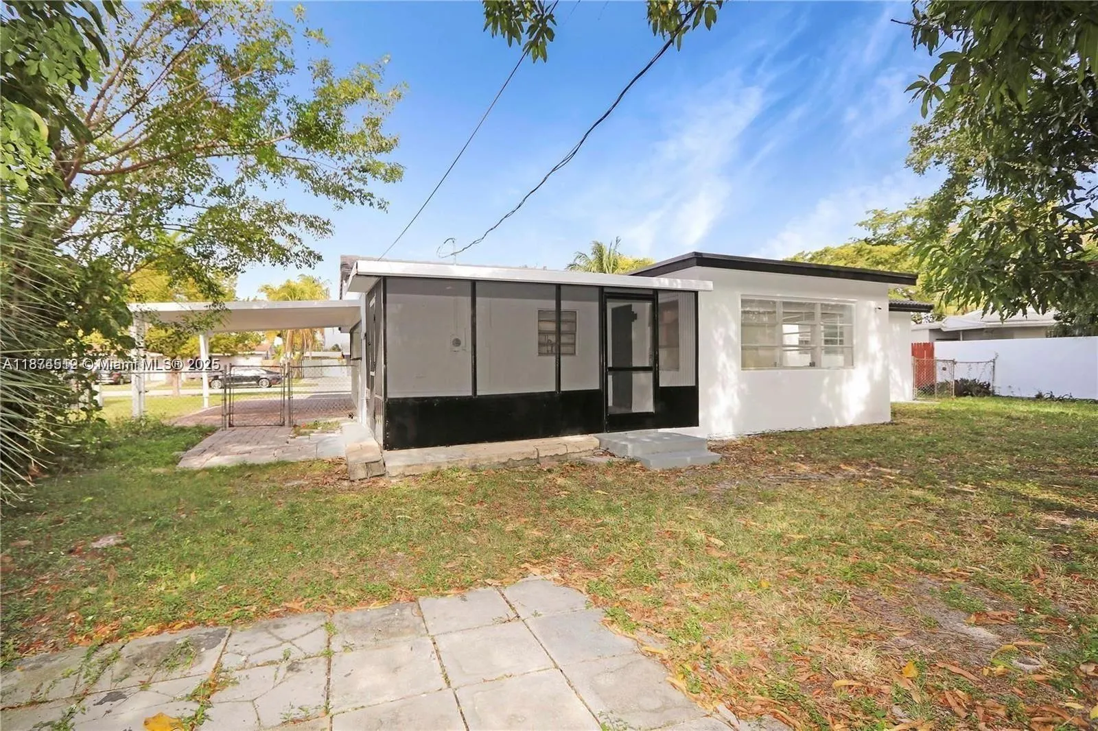 610 NW 38th Ct, #NW