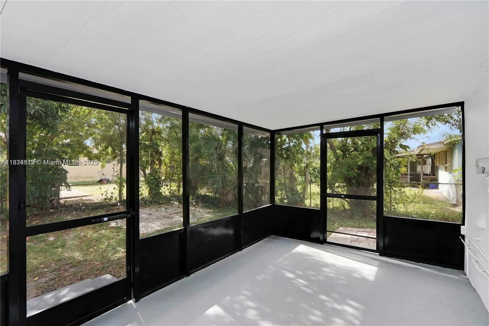 610 NW 38th Ct, #NW
