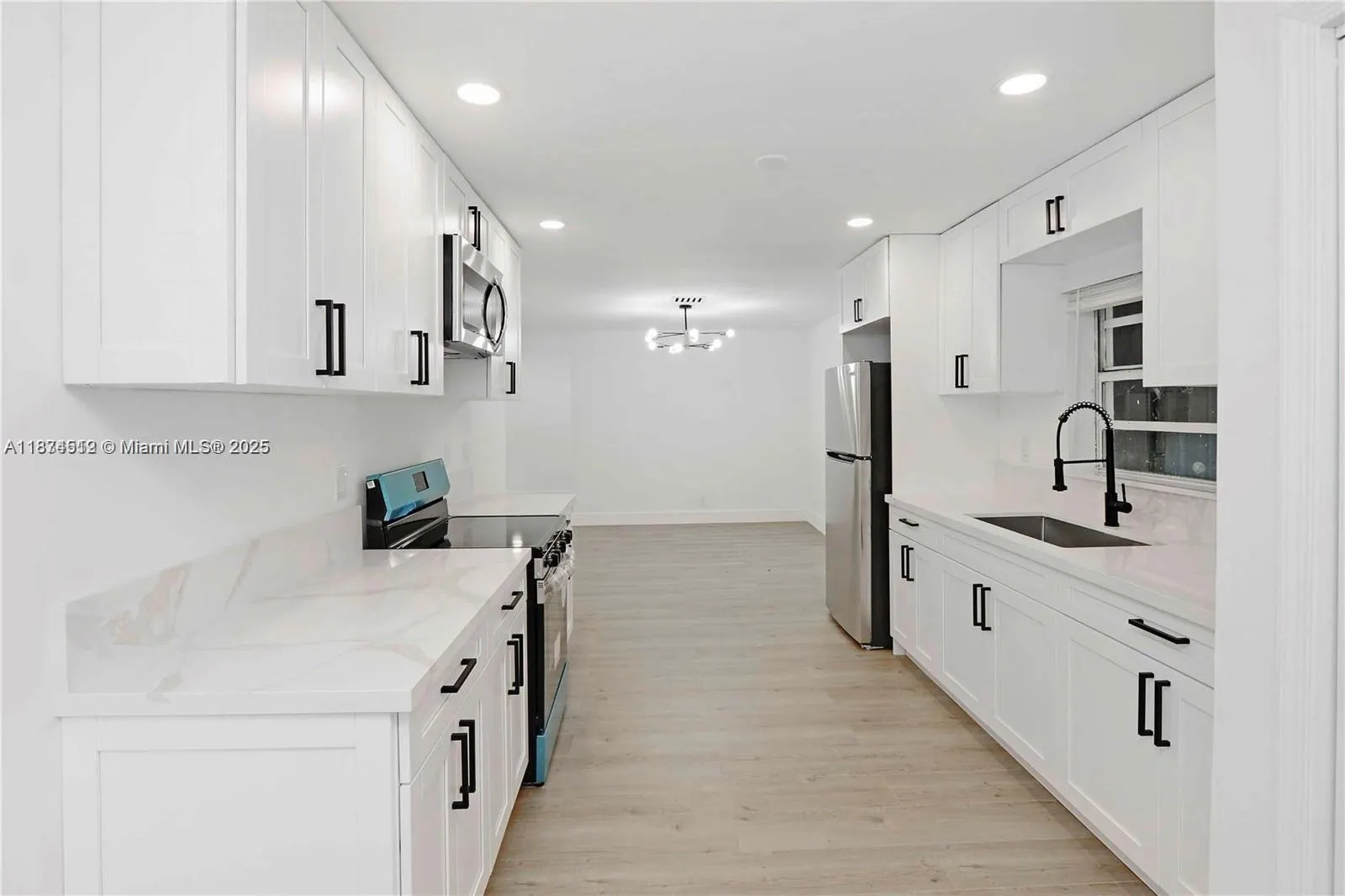 610 NW 38th Ct, #NW