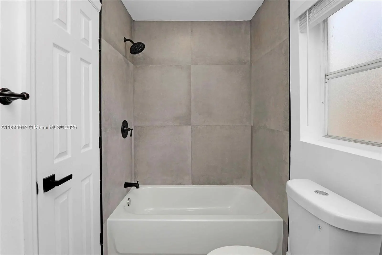 610 NW 38th Ct, #NW