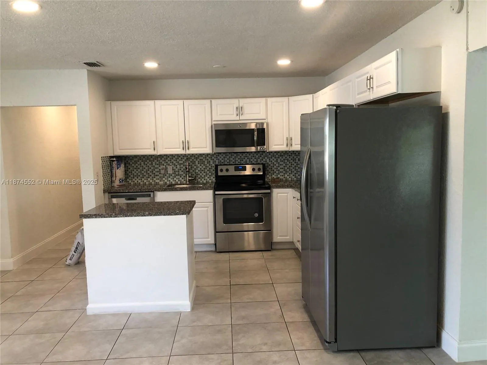 1625 NW 9th Ave