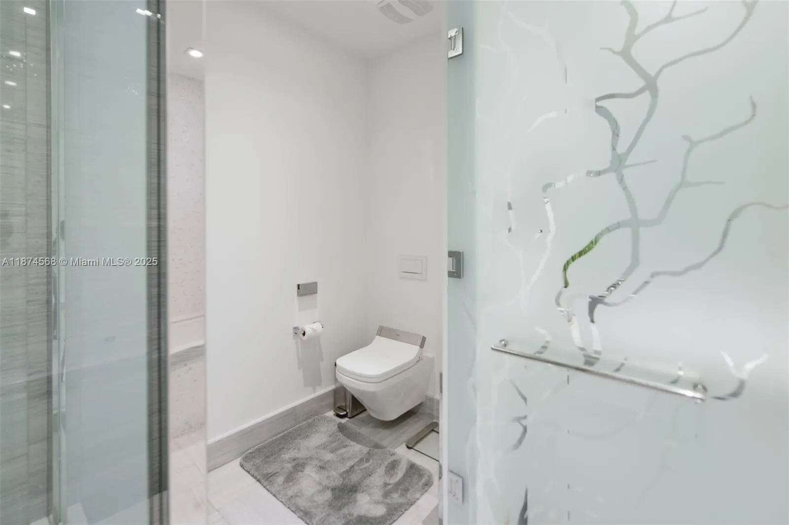 16901 Collins Ave, #4005