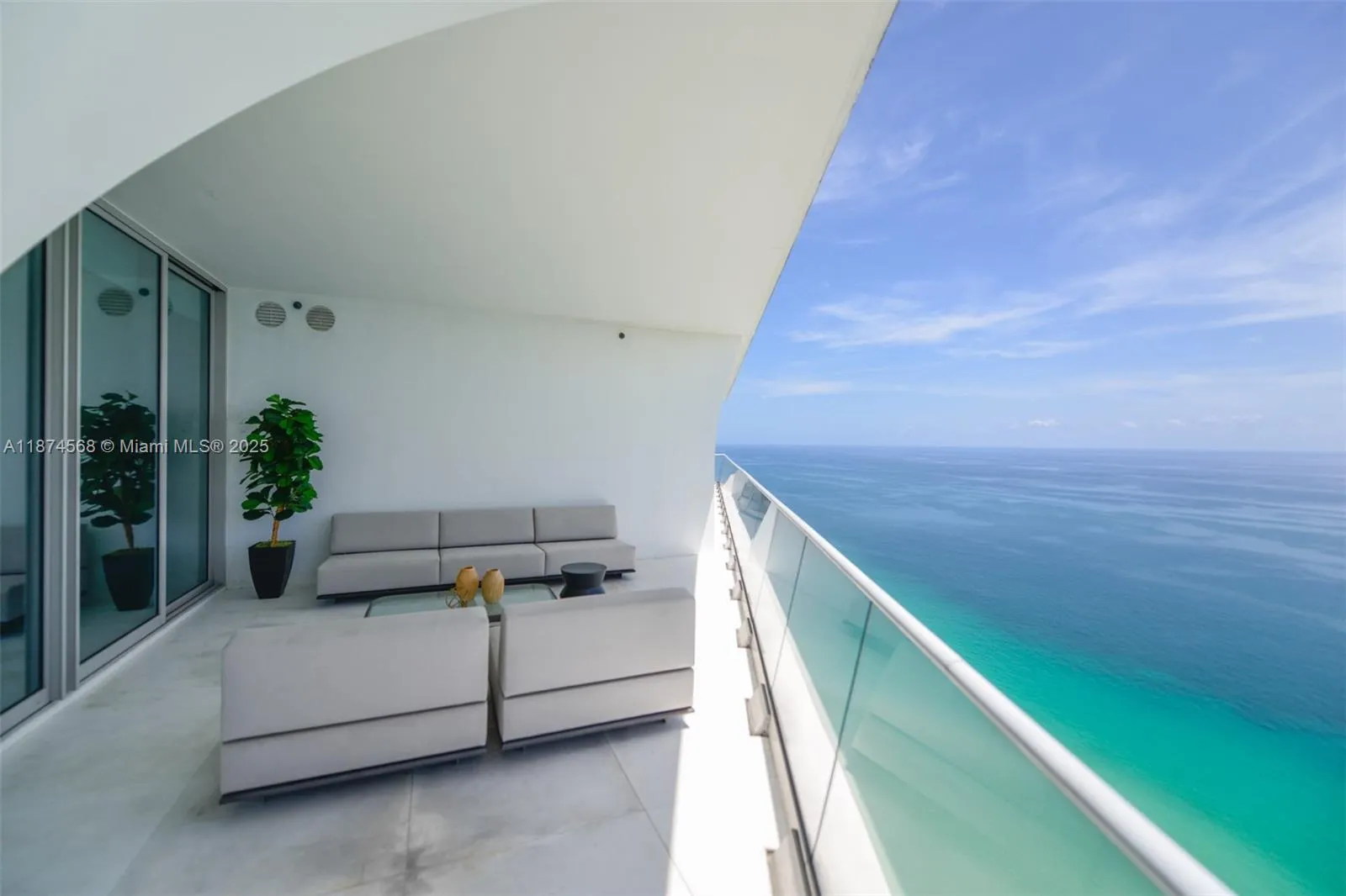 16901 Collins Ave, #4005