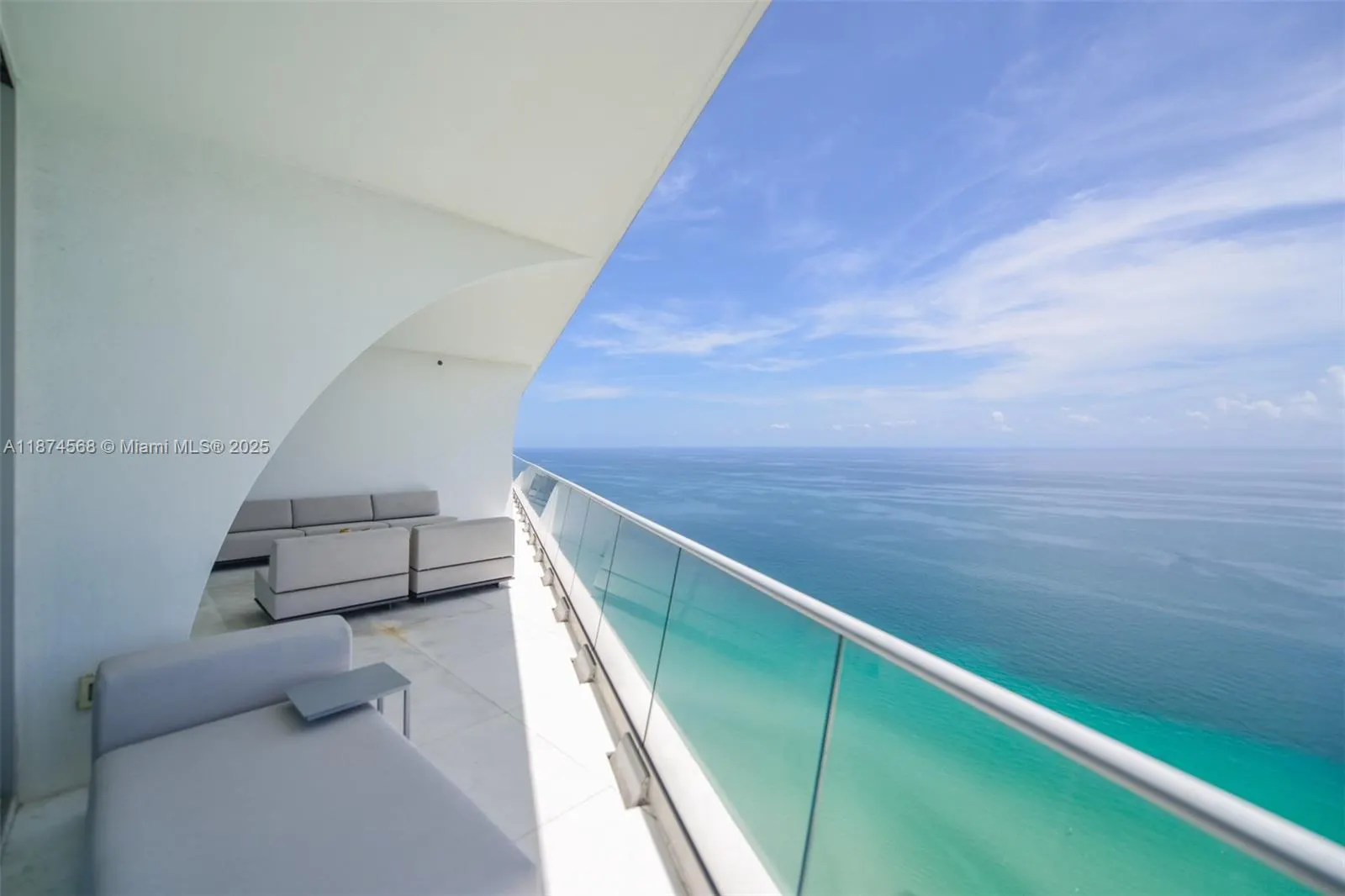 16901 Collins Ave, #4005