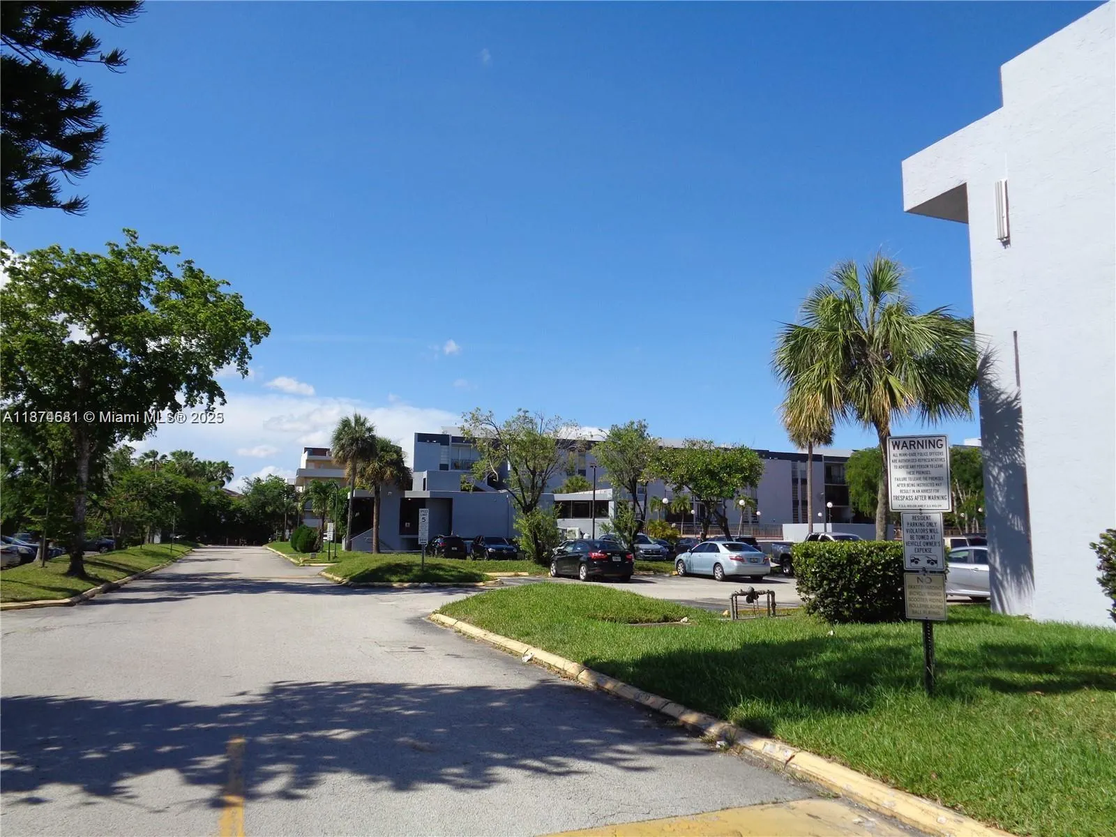 8821 W Flagler St, #503