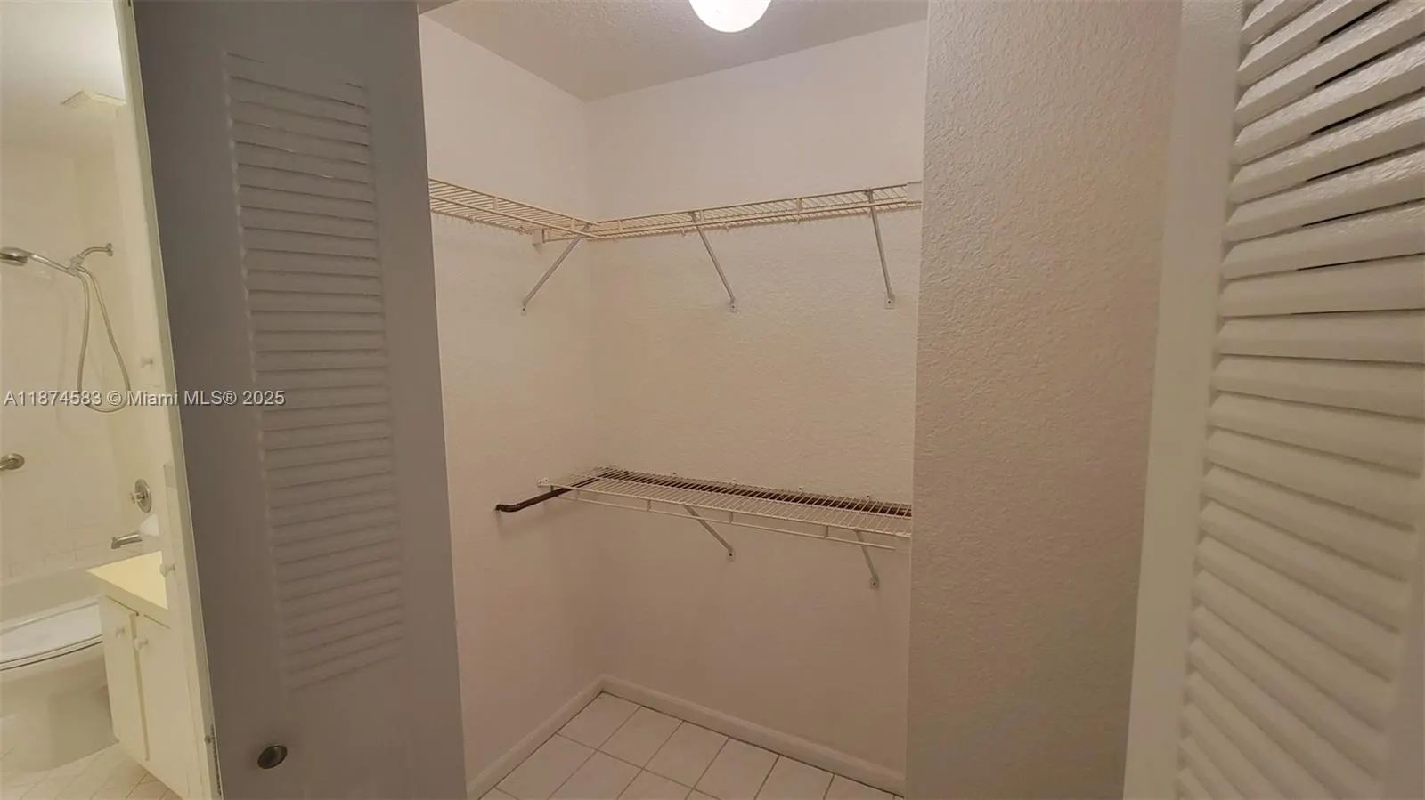 1 Jacaranda Country Club Dr, #104
