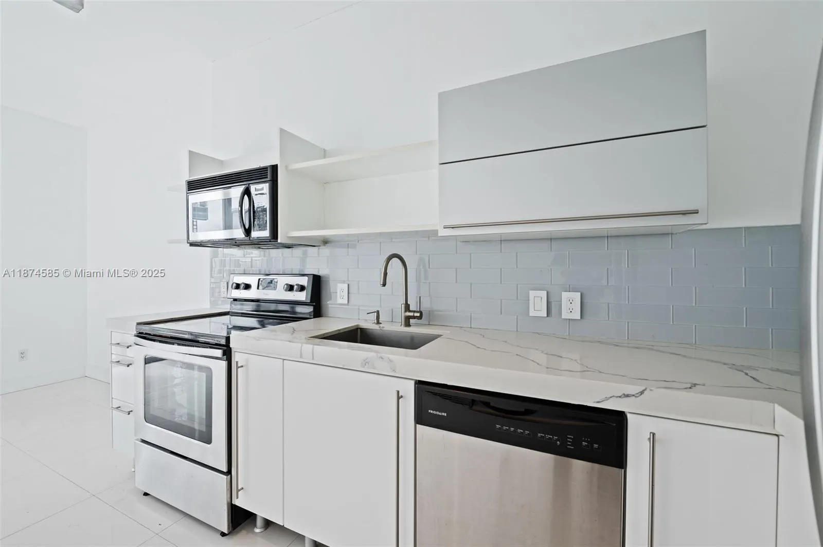690 SW 1st Ct., #2308