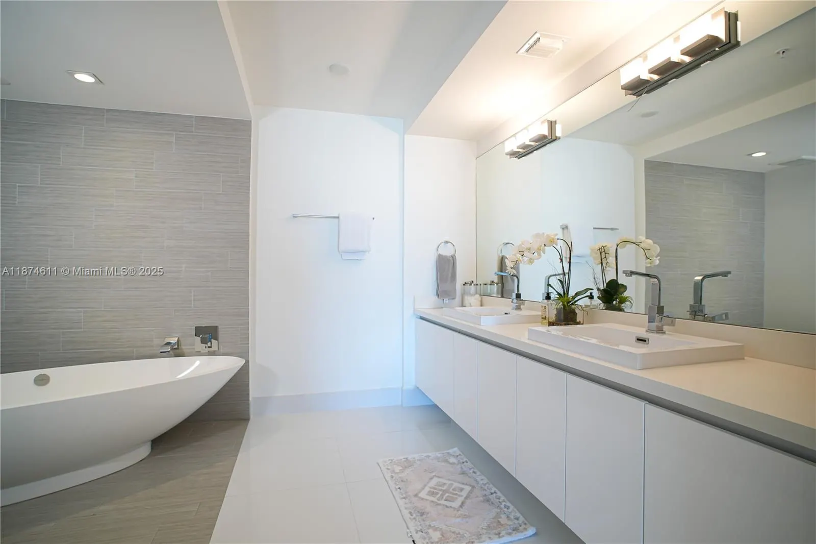 300 Sunny Isles Blvd, #4-1603