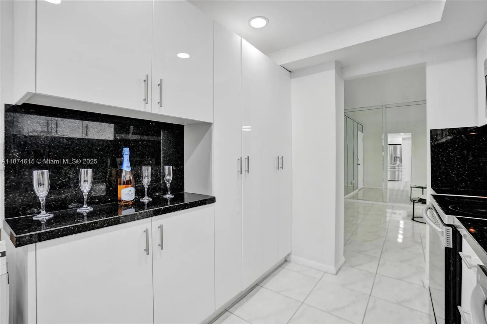 1849 S Ocean Dr, #407