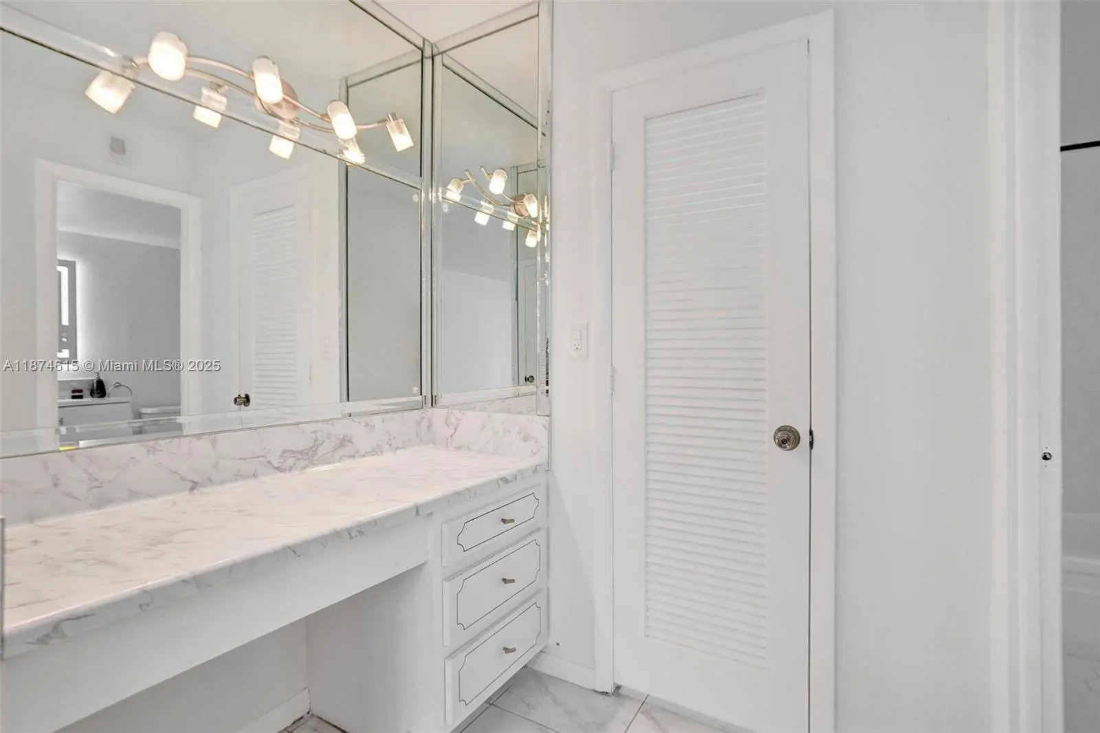 1849 S Ocean Dr, #407