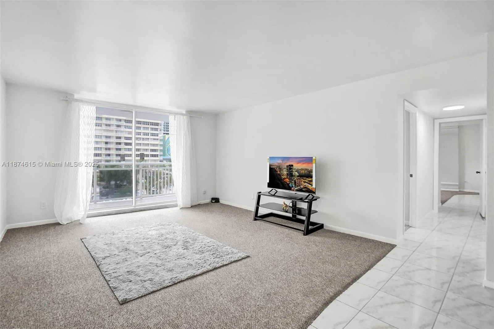 1849 S Ocean Dr, #407