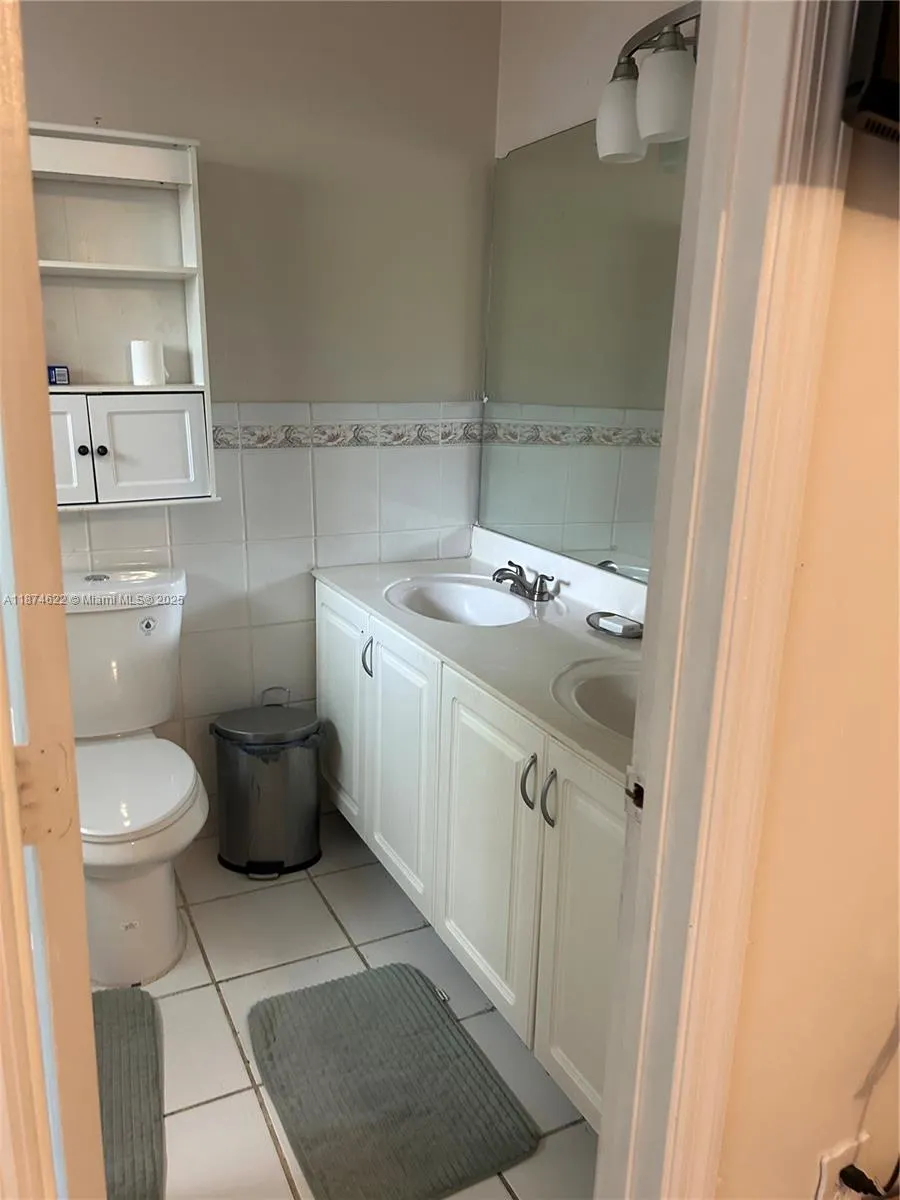 5295 NW 198th Ter