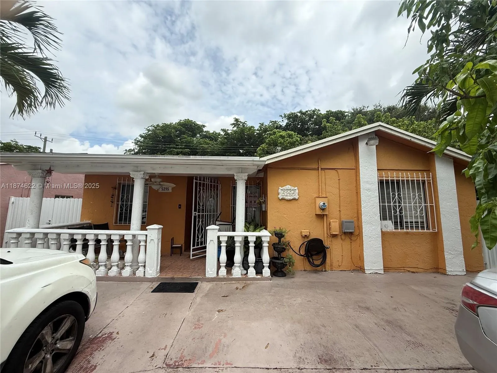 5295 NW 198th Ter
