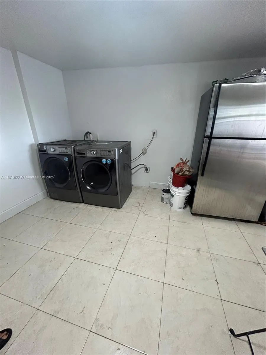 5295 NW 198th Ter